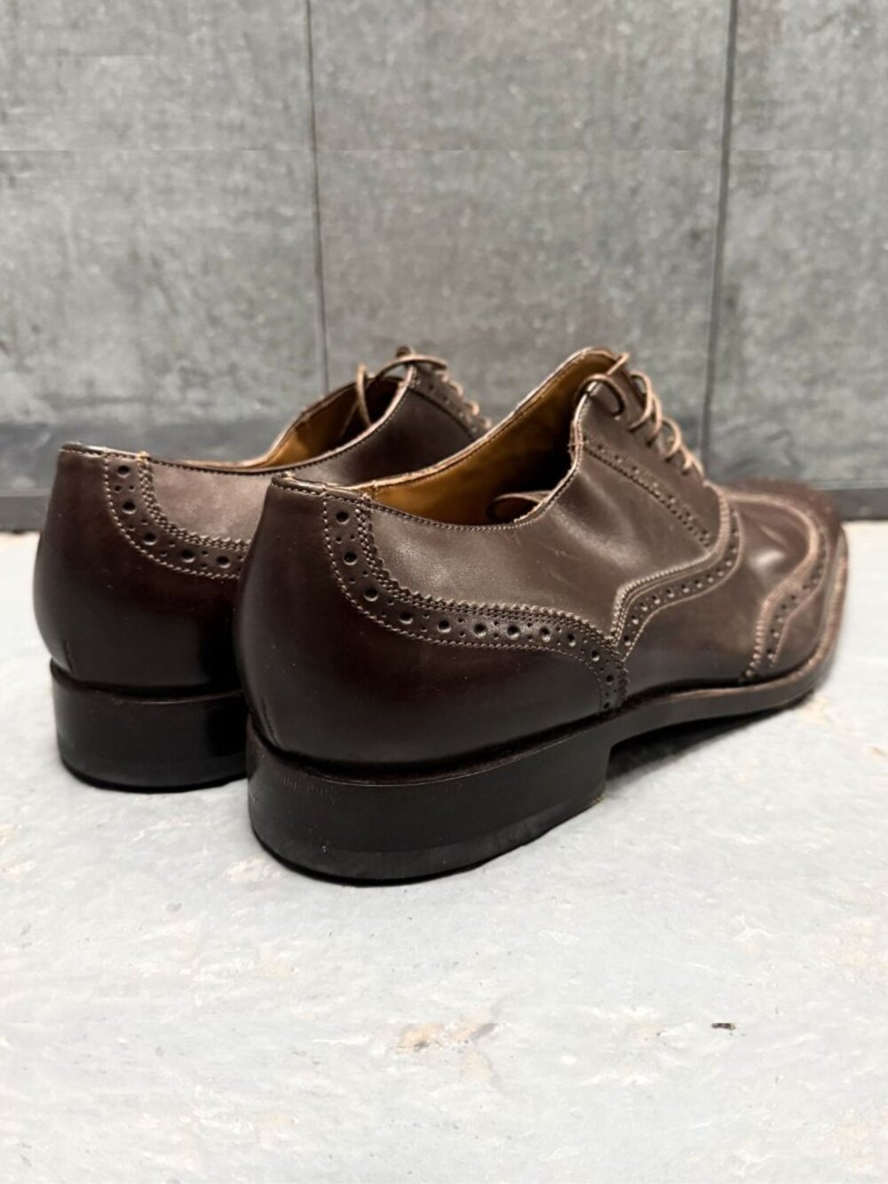 SALVATORE FERRAGAMO TRAMEZZA Dark Brown Brogue Wingtip Leather Shoes Sz 10.5 EE - Picture 5 of 13
